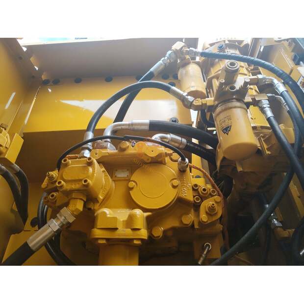 2021 Caterpillar 320D-41280965