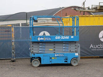 Image for 2015 Genie GS-3246