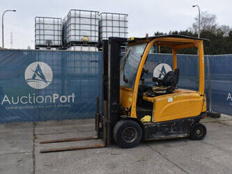 Image for LIFTS 2012 Hyster J2.5XN-717