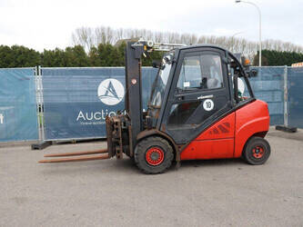 Image for FORKLIFTS 2010 Linde H35T-01