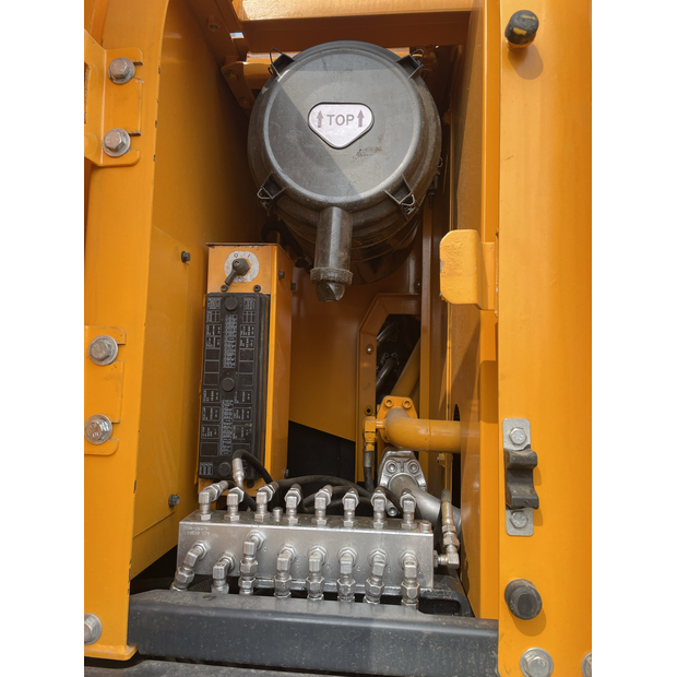 2023 Hyundai R220LC-9-41284080