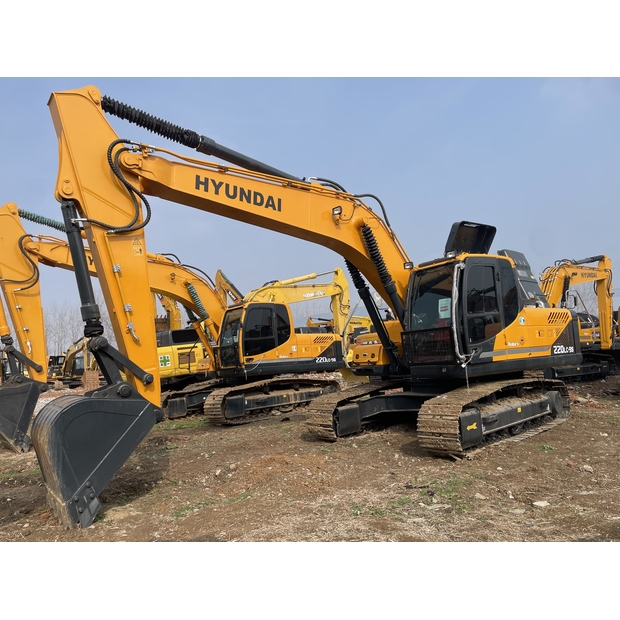 2023 Hyundai R220LC-9-41284082