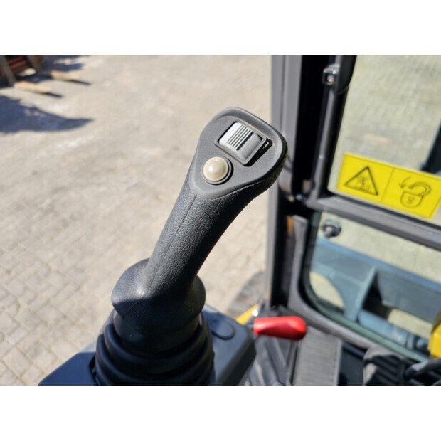 2025 اكس سي ام جي XE35U-41284111