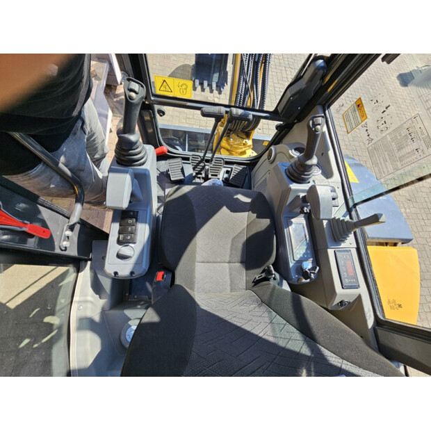 2025 اكس سي ام جي XE35U-41284113