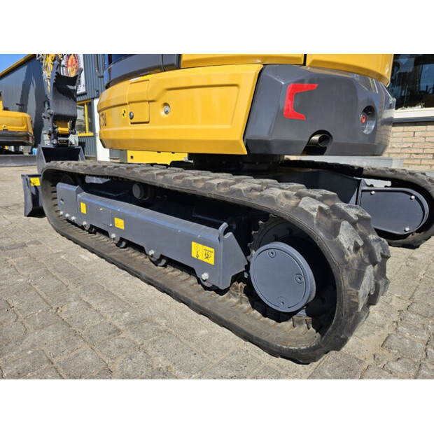 2025 اكس سي ام جي XE35U-41284116