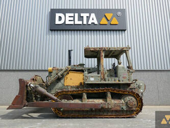 صورة ل جرارات 1999 كاتربيلر D7F Ex-army