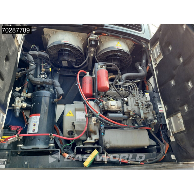 2020 كرون Carrier Vector 1550-41284890