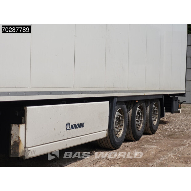 2020 كرون Carrier Vector 1550-41284894