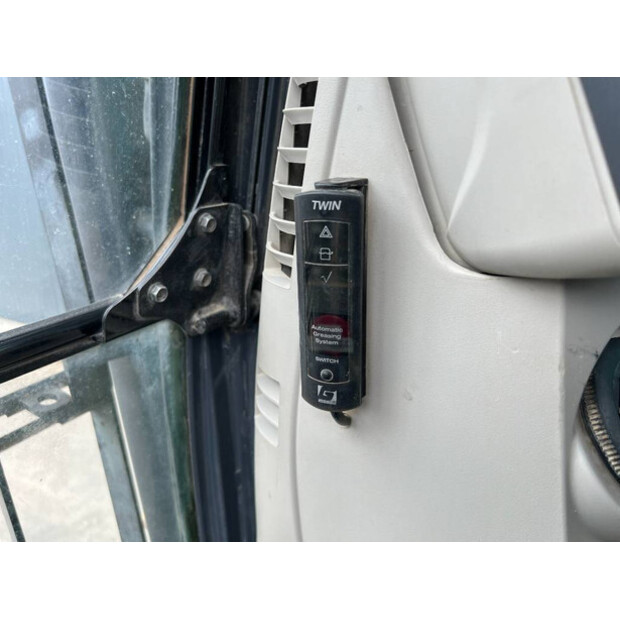 2014 KOBELCO SK500LC-9-41287229