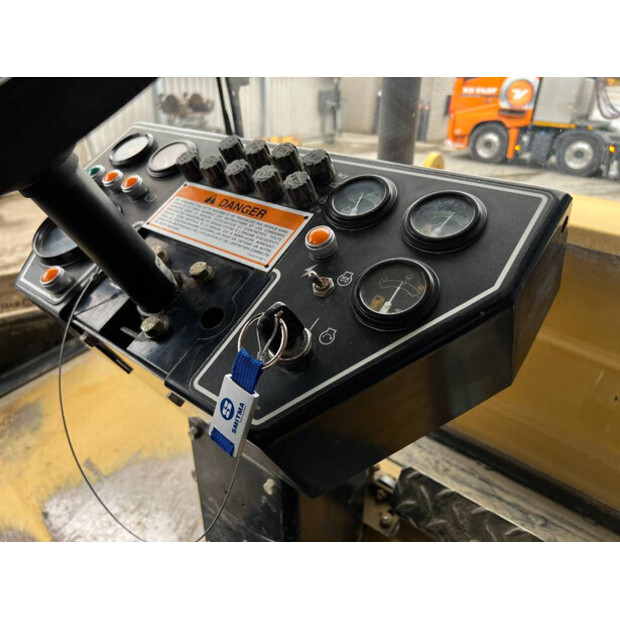 2007 Caterpillar PS300C-41288196