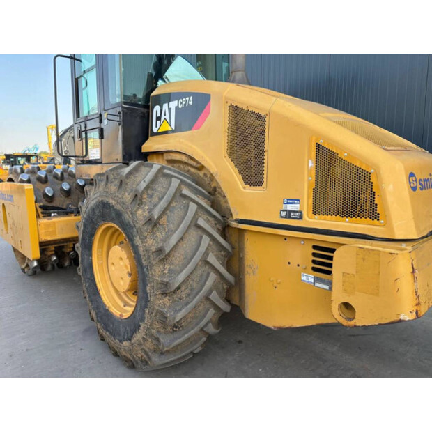 2011 كاتربيلر CP74-41288327