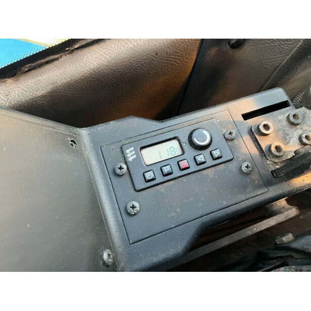 2012 فوكس MHL454-41288819