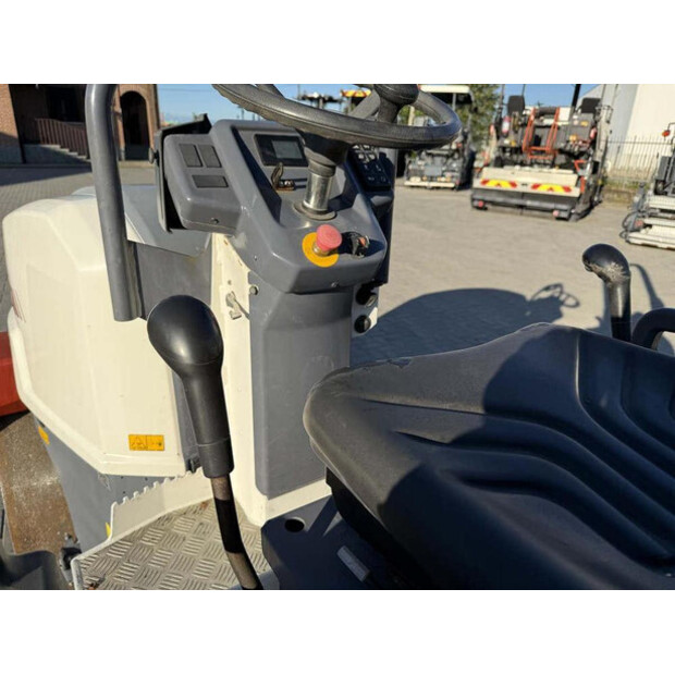 2019 ديناباك CC1200 VI-41289876