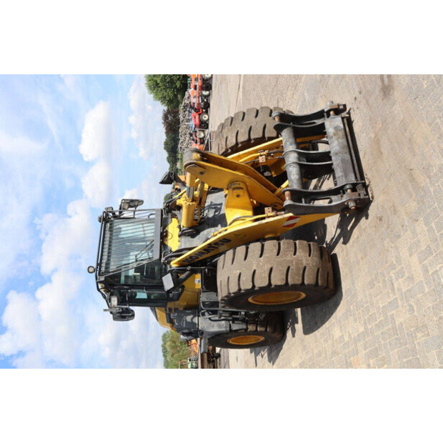 2020 Komatsu WA270-41290115