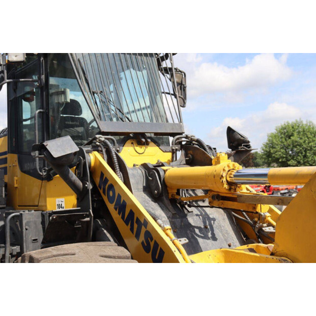 2020 Komatsu WA270-41290138
