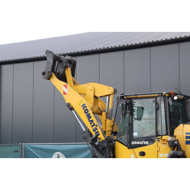 2020 Komatsu WA270-41290165