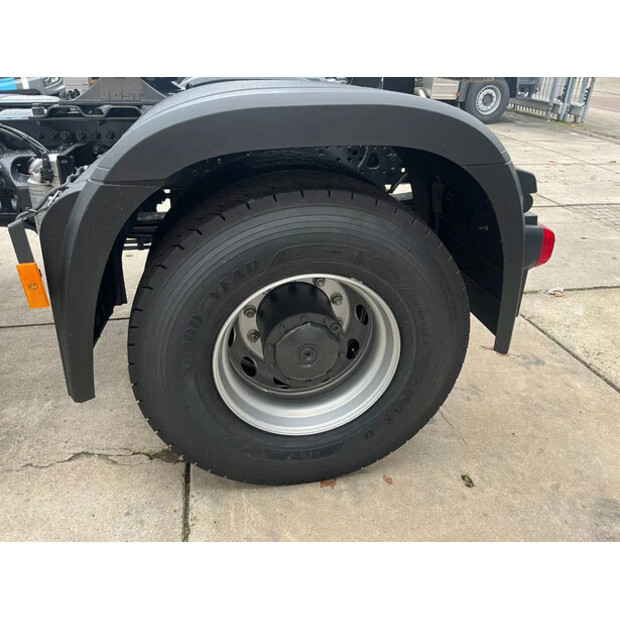 2025 مرسيدس بنز Actros 2045-41290184