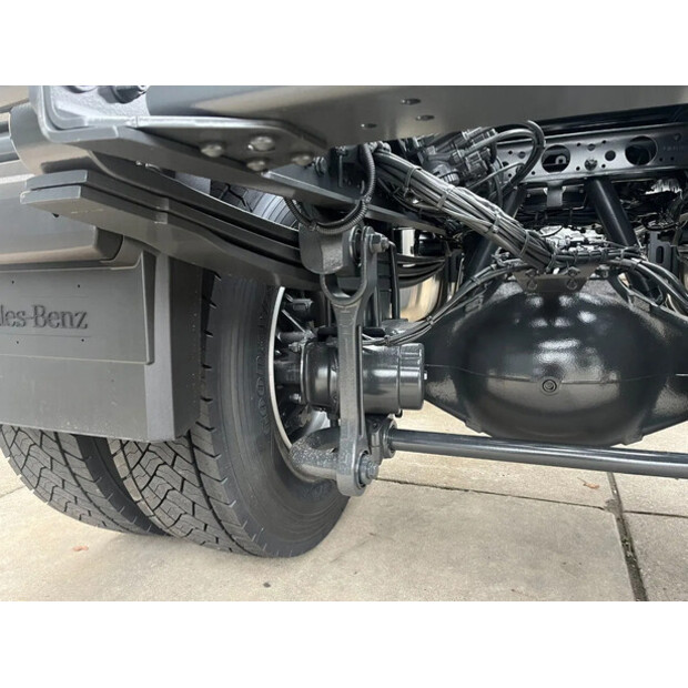 2025 مرسيدس بنز Actros 2045-41290189