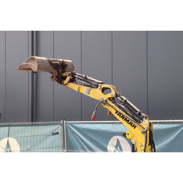 2018 YANMAR VIO17-41290230