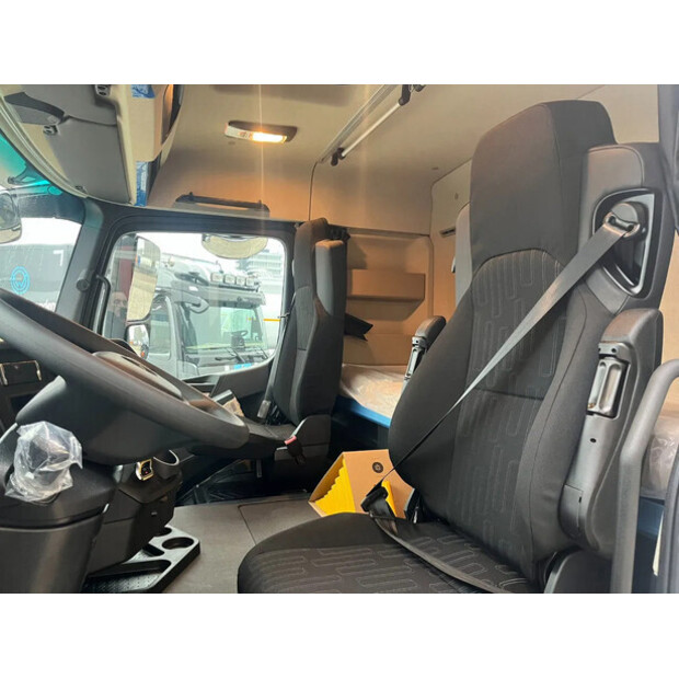 2025 Mercedes-Benz Actros 2045-41290389