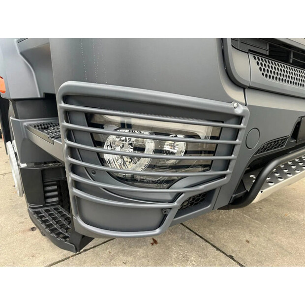 2025 Mercedes-Benz Actros 2045-41290404