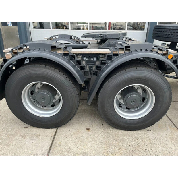 2025 مرسيدس بنز ACTROS 3340-41291257