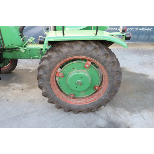 Holder B12-41291920