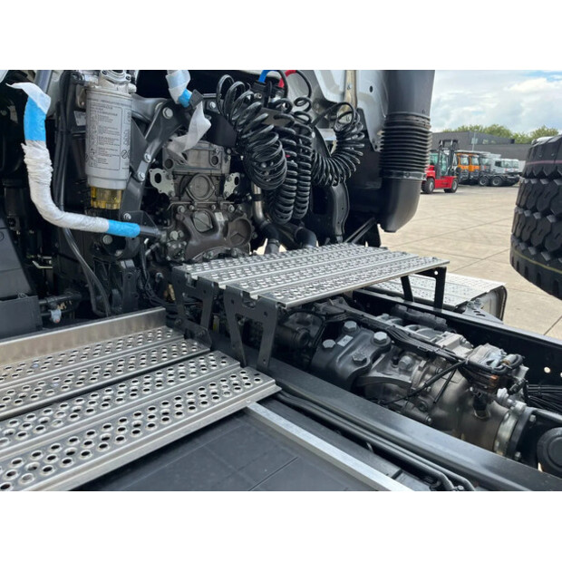 2025 Mercedes-Benz Arocs 4058 AS-41292602