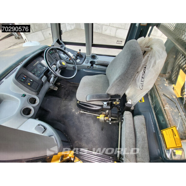 2004 بيل B25D-41294689