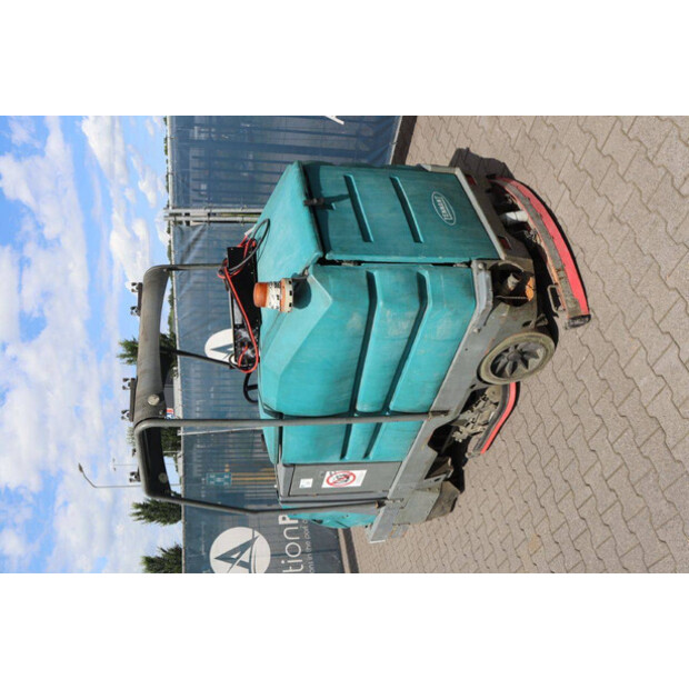 2014 TENNANT 8300-41294704