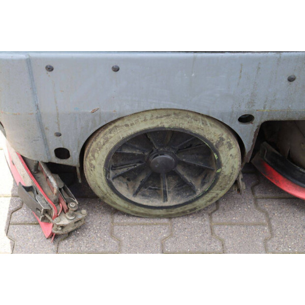 2014 TENNANT 8300-41294719