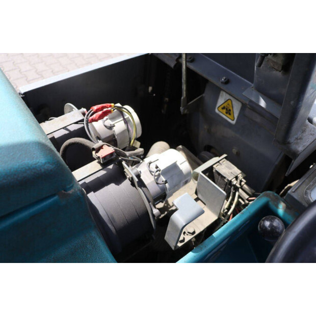 2014 TENNANT 8300-41294743