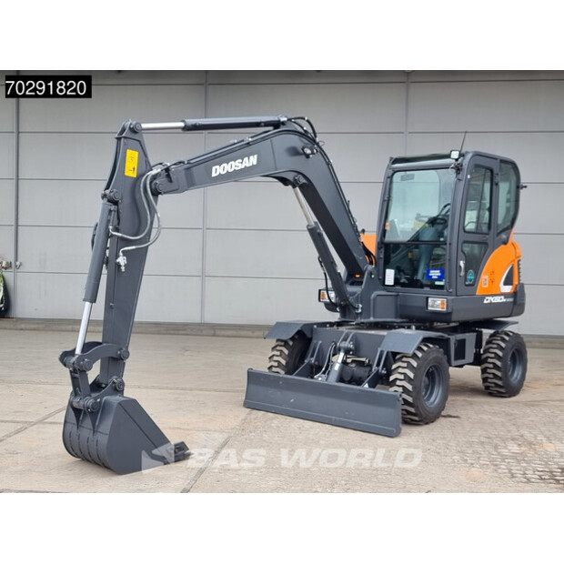 2025 Doosan DX60W-41294745