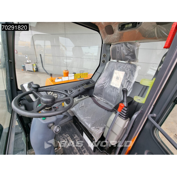 2025 Doosan DX60W-41294771