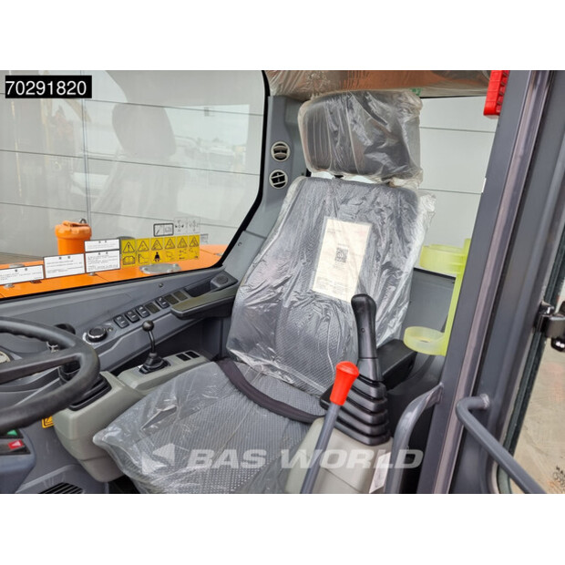 2025 Doosan DX60W-41294772