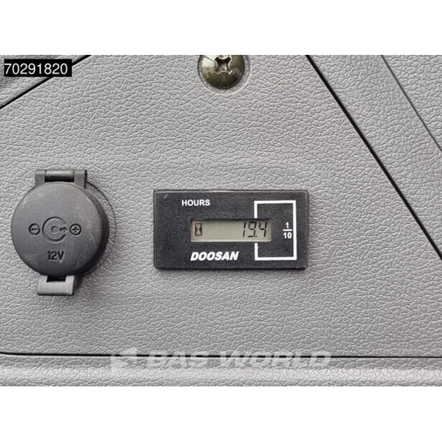 2025 Doosan DX60W-41294776