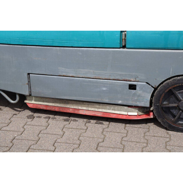 2010 TENNANT T20-41294793
