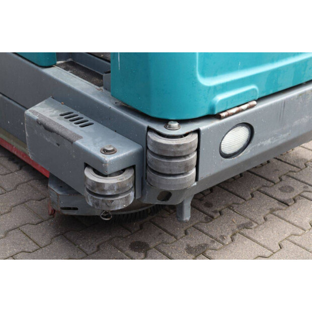2010 TENNANT T20-41294801