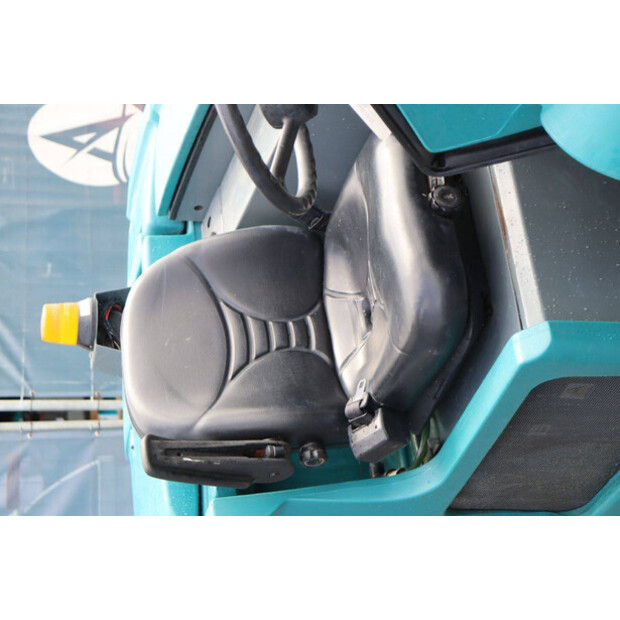 2010 TENNANT T20-41294803