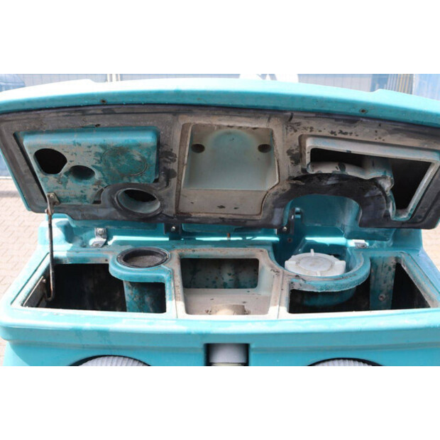 2010 TENNANT T20-41294810