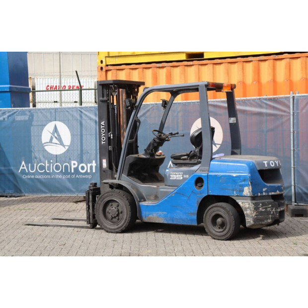 2012 Toyota 02-8FDF30-41294903