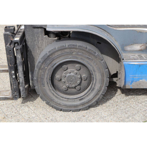 2012 Toyota 02-8FDF30-41294915