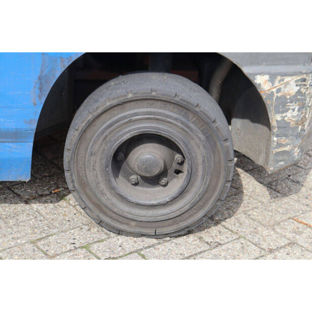 2012 Toyota 02-8FDF30-41294916