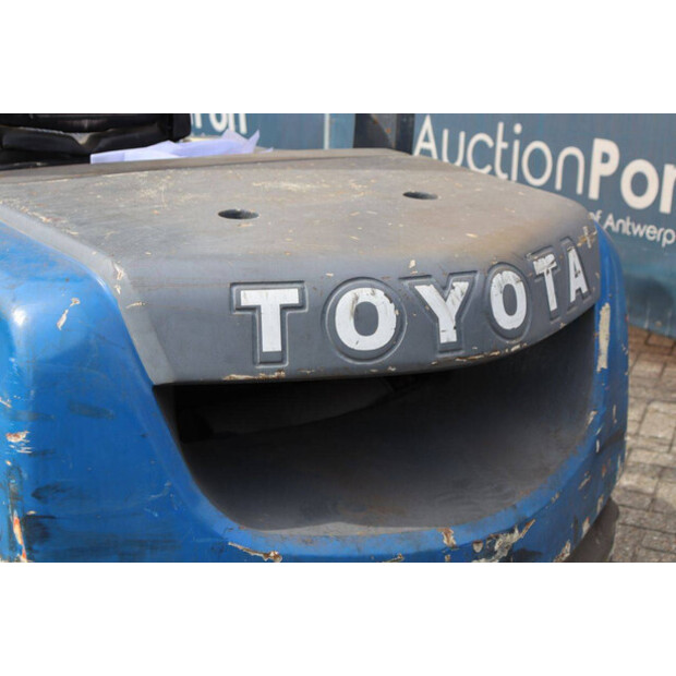 2012 Toyota 02-8FDF30-41294918