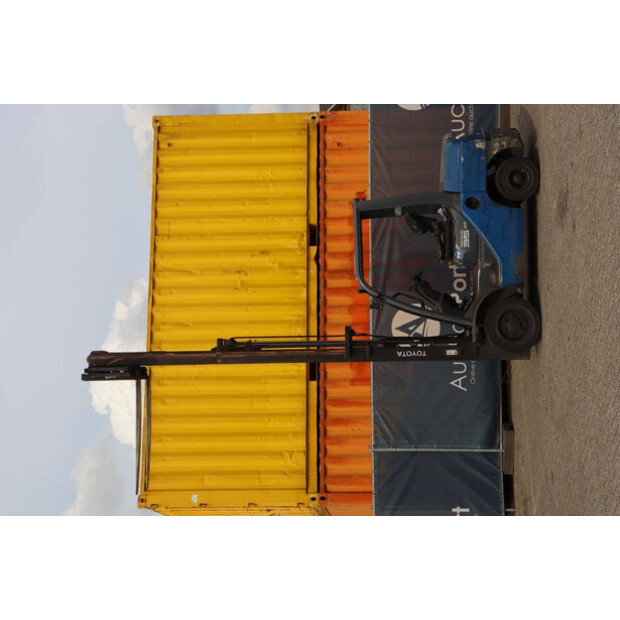 2012 Toyota 02-8FDF30-41294938