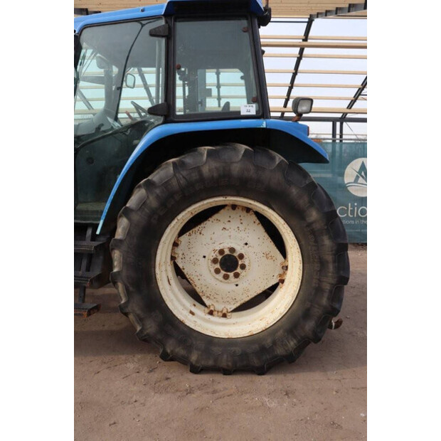 New Holland TS100-41295198