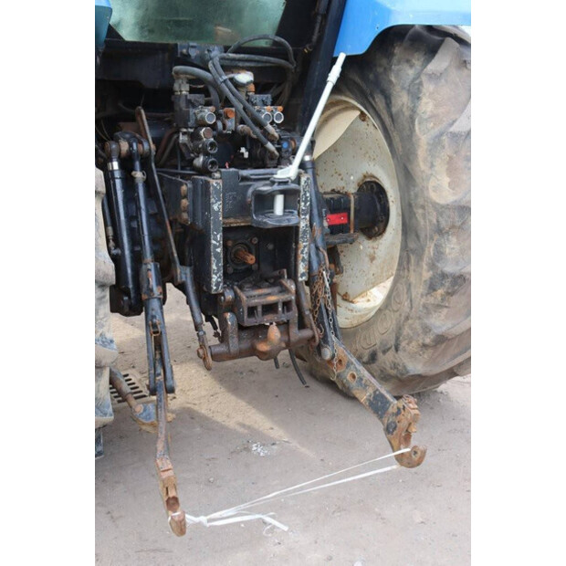 New Holland TS100-41295201