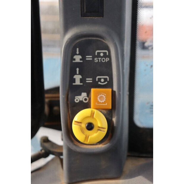 New Holland TS100-41295217