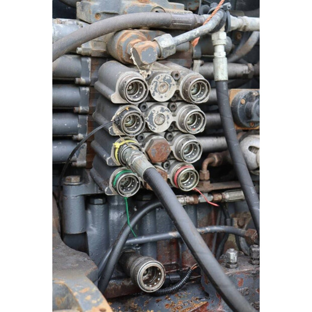 1995 New Holland 8670-41295242