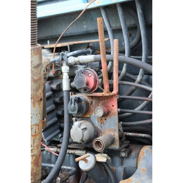 1995 New Holland 8670-41295243